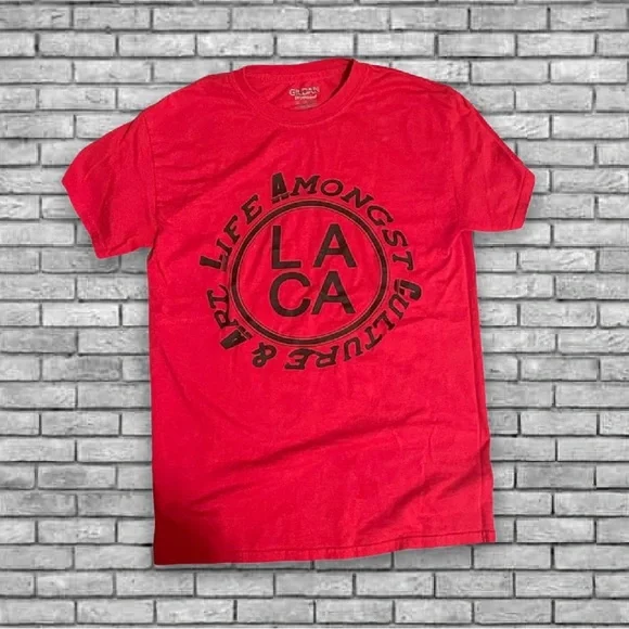 LACA Red Live Among Culture & Art Gilden Dry Blend Cotton & Polyester Tee - Picture 2 of 7